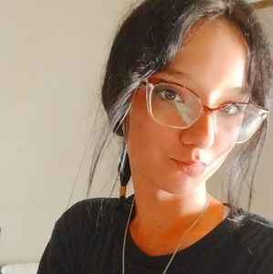 Meet your Posher, Bobbie